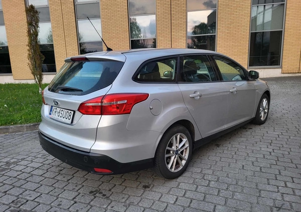 Ford Focus cena 28900 przebieg: 180102, rok produkcji 2016 z Kraków małe 211